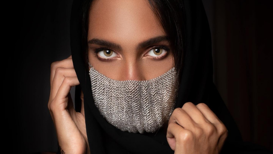 Mascherina di diamanti